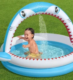 Badebassin m. Sprinkler - 163 x 127 cm - Sharktastic><noscript><img width=