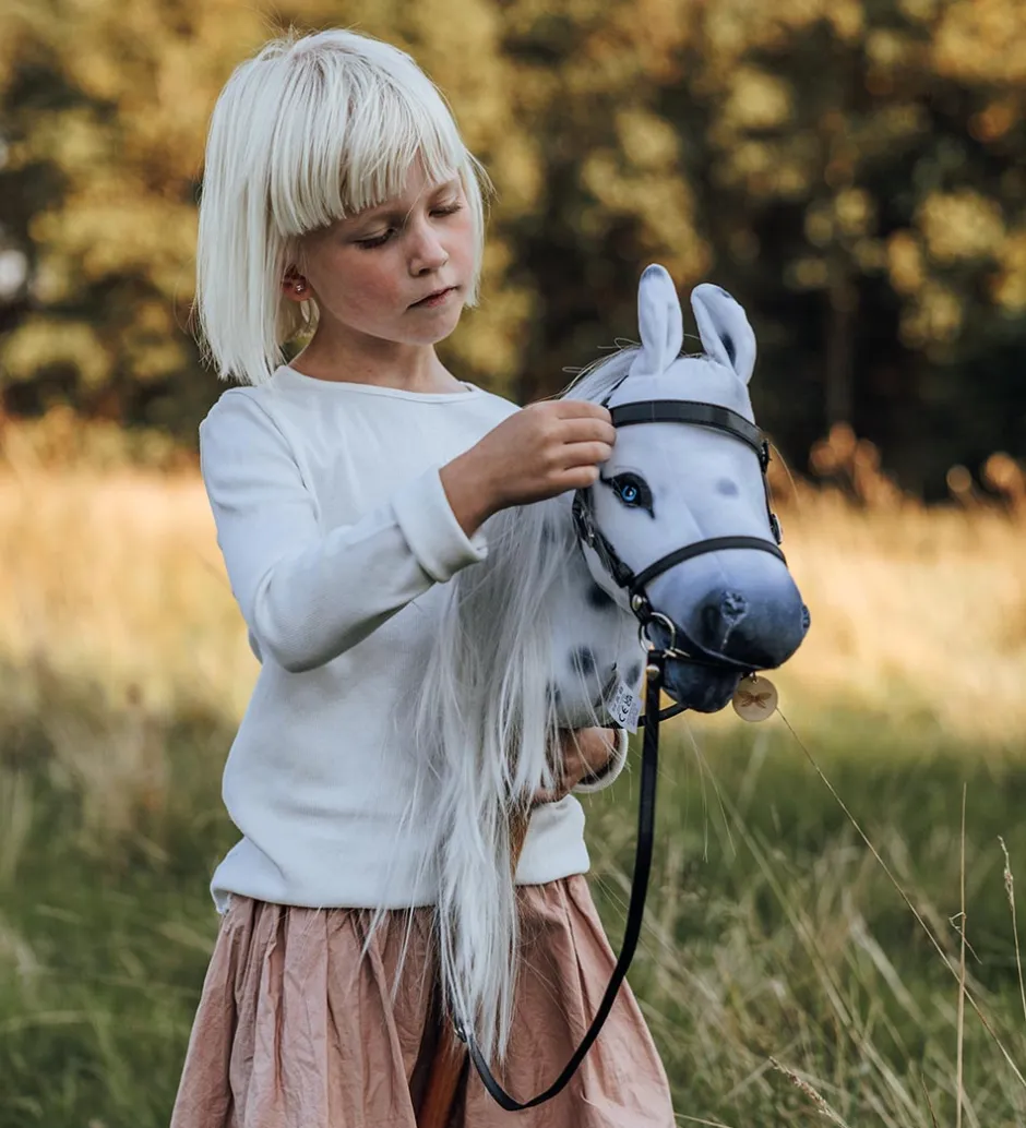 Kæphest - 68 cm - Plettet>by ASTRUP Online