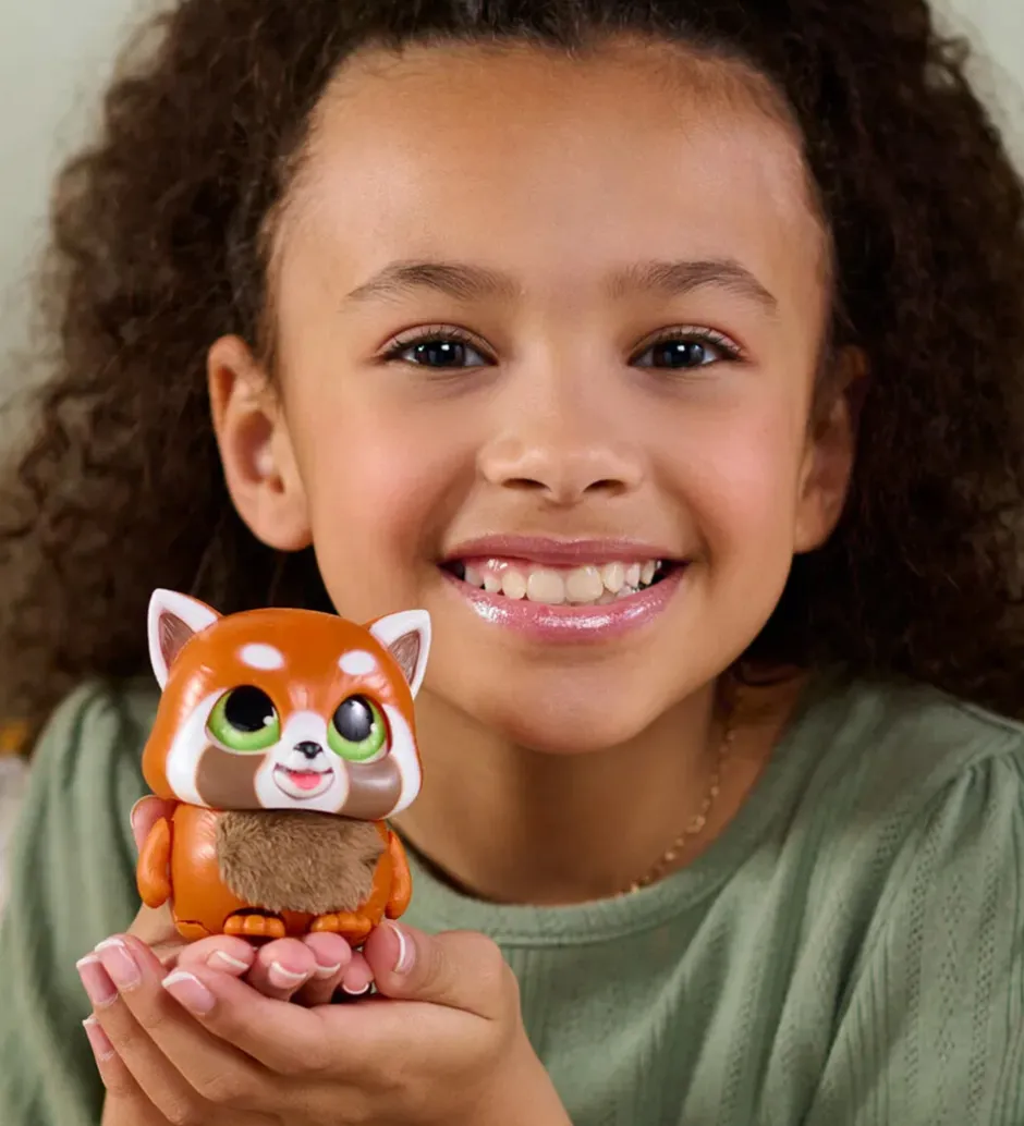 Interaktiv Bamse - Handfuls - Red Panda>FurReal Hot