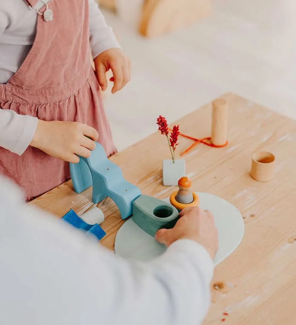 Trælegetøj - Small World Play By The Water>Grimms Sale