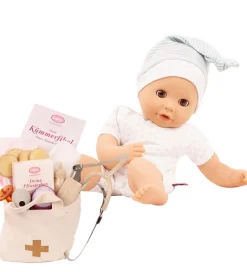 Dukke m. Tilbehør - Cosy Aquini - 33 cm - Be a Doctor>Götz Online