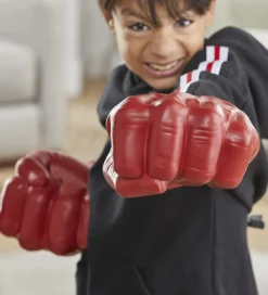 Avengers Red Hulk Gamma Smash Fists><noscript><img width=