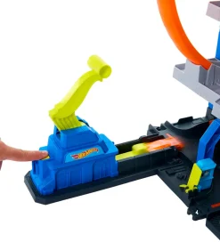 City Mega Garage>Hot Wheels Hot