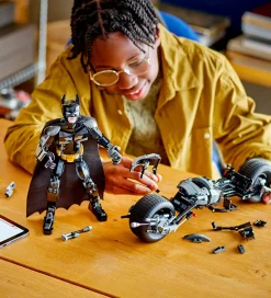 Batman - Byg selv-figur af Batman 76273 - 713 Dele><noscript><img width=