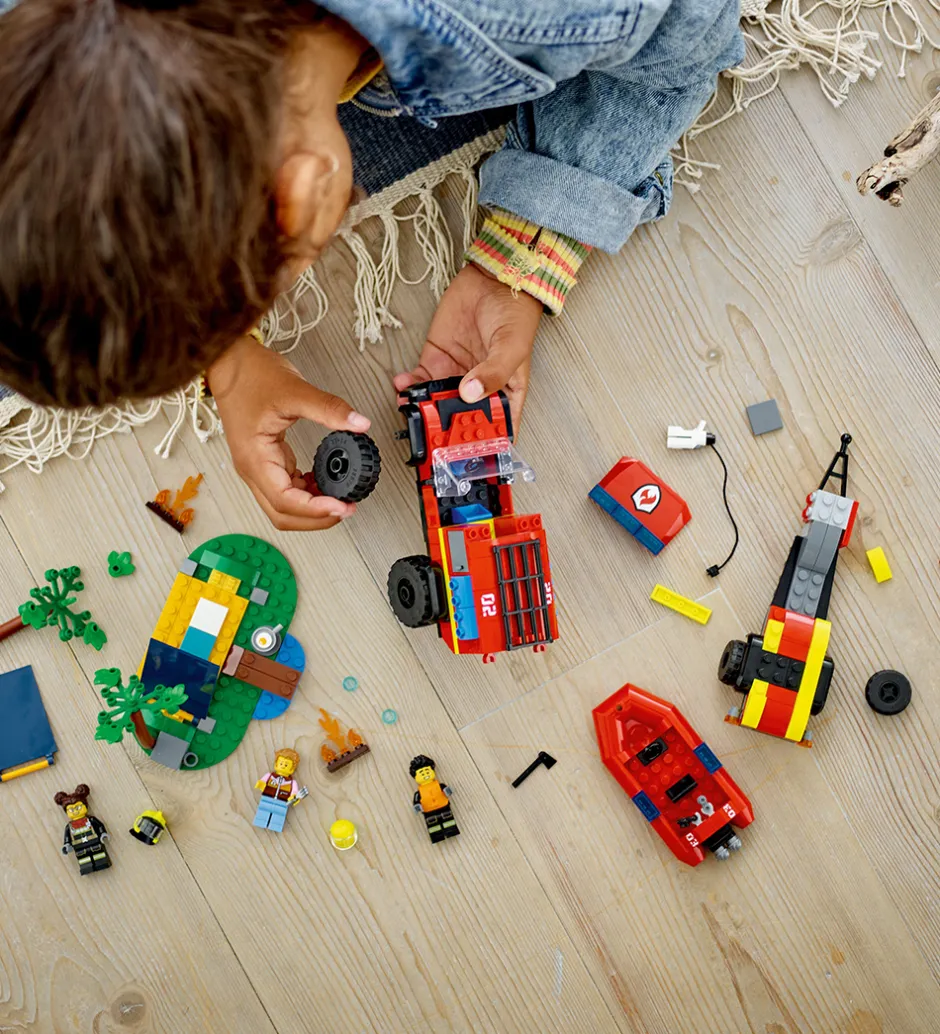 City - Firhjulstrukket Brandbil Med Re... 60412 - 301 Dele>LEGO®