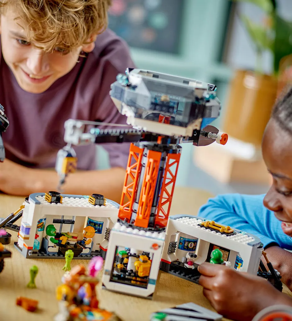 City - Rumbase Og Raketaffyringsrampe 60434 - 1422 Dele>LEGO® New
