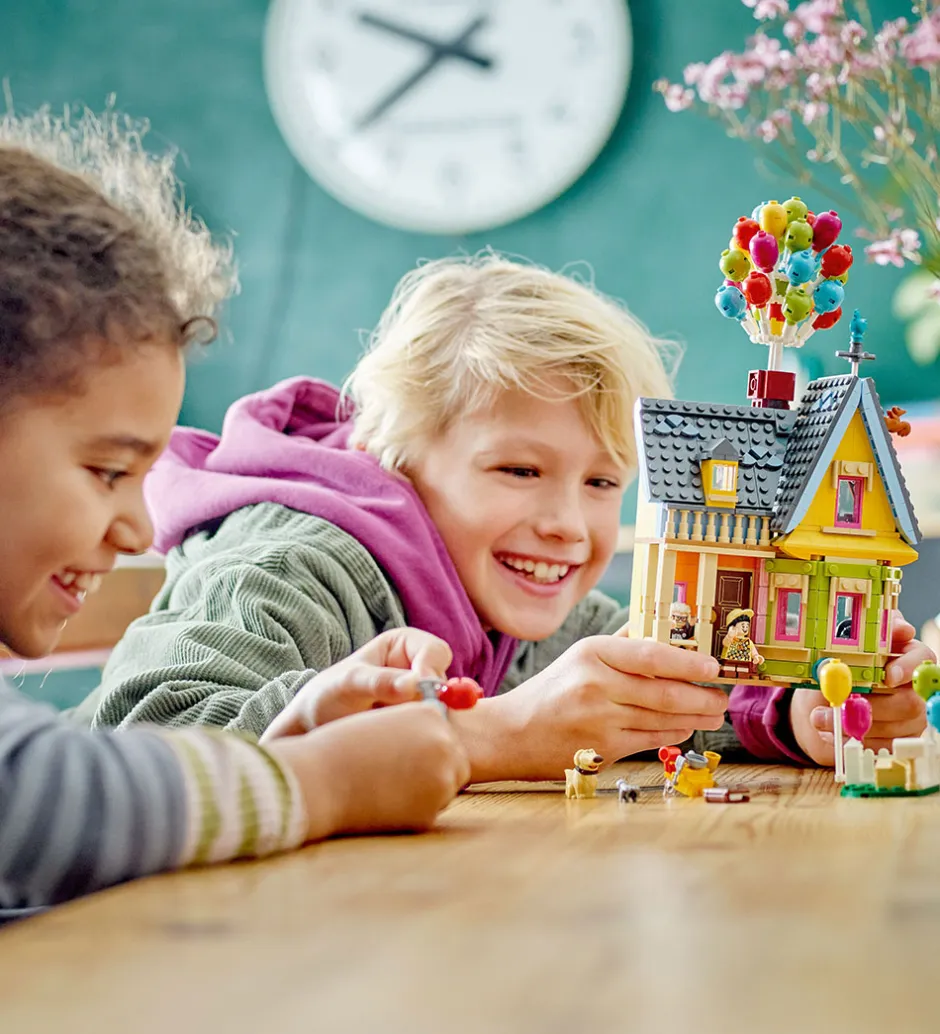 Disney - Huset fra "Op" 43217 - 598 Dele>LEGO® Outlet