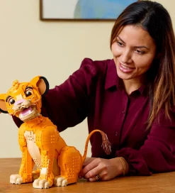 Disney - Ung Simba - Løvernes Konge 43247 - 1445 Dele><noscript><img width=