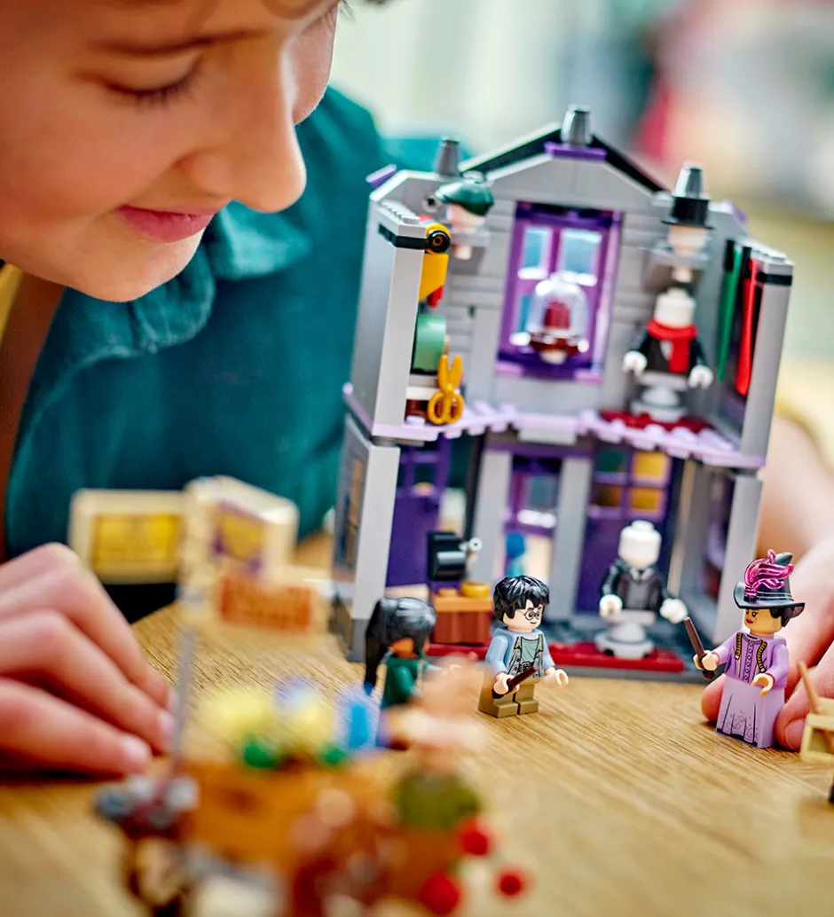 Harry Potter - Ollivanders Og Madam Ma... 76439 - 744 Dele>LEGO® Best