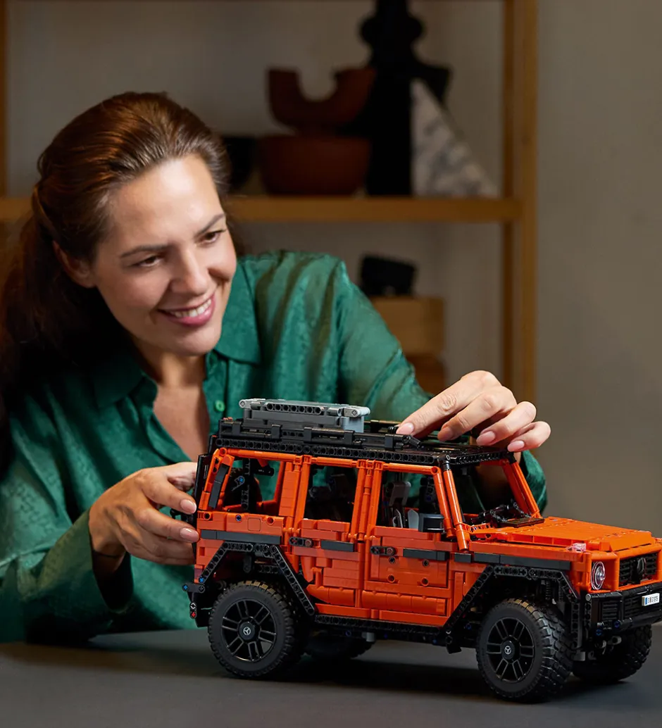 Technic - Mercedes-Benz G 500 PROFESS... 42177 - 2891 Dele>LEGO® Clearance