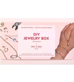 Denmark - No5>Me&My BOX Clearance