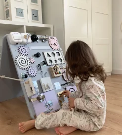 Woobiboard - Premium Play Standing - I Believe In Unico><noscript><img width=